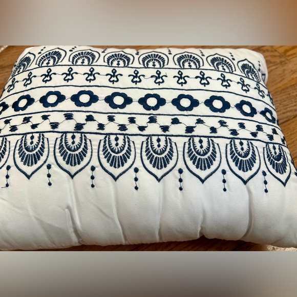 Embroidered Navy on White Decorative Throw Pillow 16”x12” accent pillow - Picture 2 of 3